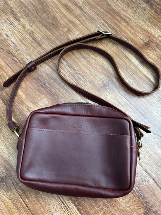 Portland Leather Handbags - Camera Bag from Portland Leather Goods